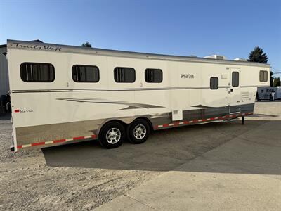 2013 Trails West Specialite 4-Horse w/Living Quarters   - Photo 2 - Olympia, WA 98501