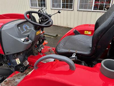 2018 MASSEY FERGUSON 1739E COMPACT TRACTOR  LOADER   - Photo 8 - Olympia, WA 98501