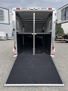 2026 4 Star Trailers Warmblood 2-Horse Straight Load 7 1/2' Tall   - Photo 7 - Olympia, WA 98501