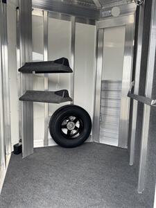 2026 4 Star Trailers Warmblood 2-Horse Straight Load 7 1/2' Tall   - Photo 5 - Olympia, WA 98501