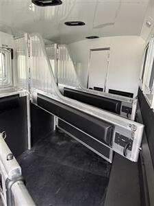 2027 4 Star Trailers 4-Horse w/10'8 " Living Quarters - Photo 20 - Olympia, WA 98501