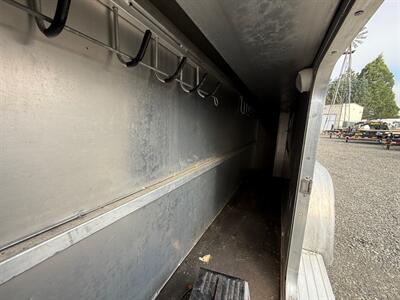 2005 Classic Trailers 3 Horse W/ 10' LQ - Photo 21 - Olympia, WA 98501