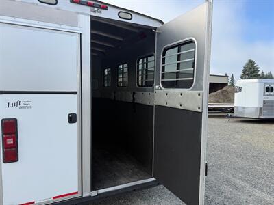2005 Classic Trailers 3 Horse W/ 10' LQ - Photo 14 - Olympia, WA 98501