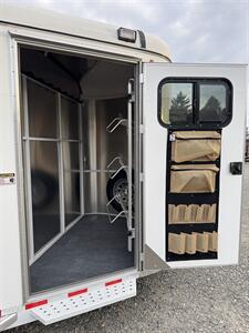 2026 Maverick Trailers C&B Maverick HS 2-Horse Trailer - Photo 6 - Olympia, WA 98501