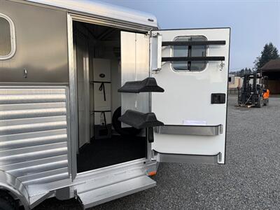 2027 4 Star Trailers 2-Horse Bumper Pull   - Photo 3 - Olympia, WA 98501