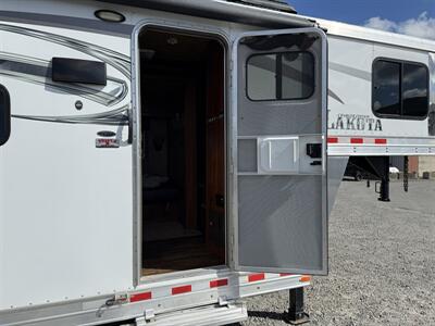 2017 Lakota Trailers Charger 8311 3 Horse LQ - Photo 2 - Olympia, WA 98501