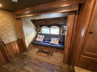 2017 Lakota Trailers Charger 8311 3 Horse LQ - Photo 6 - Olympia, WA 98501