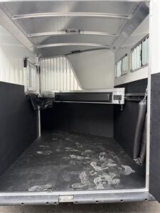 2027 4 Star Trailers 2-Horse Bumper Pull 7 1/2' Tall - Photo 5 - Olympia, WA 98501