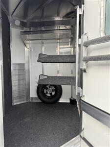 2027 4 Star Trailers 2-Horse Bumper Pull 7 1/2' Tall - Photo 8 - Olympia, WA 98501