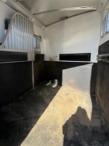 2023 4 Star Trailers 2-Horse Bumper Pull 7 1/2' Tall   - Photo 4 - Olympia, WA 98501