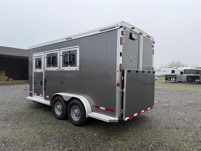 2022 Logan Coach Trailers Riot 3 Horse Bumper Pull - Photo 8 - Olympia, WA 98501