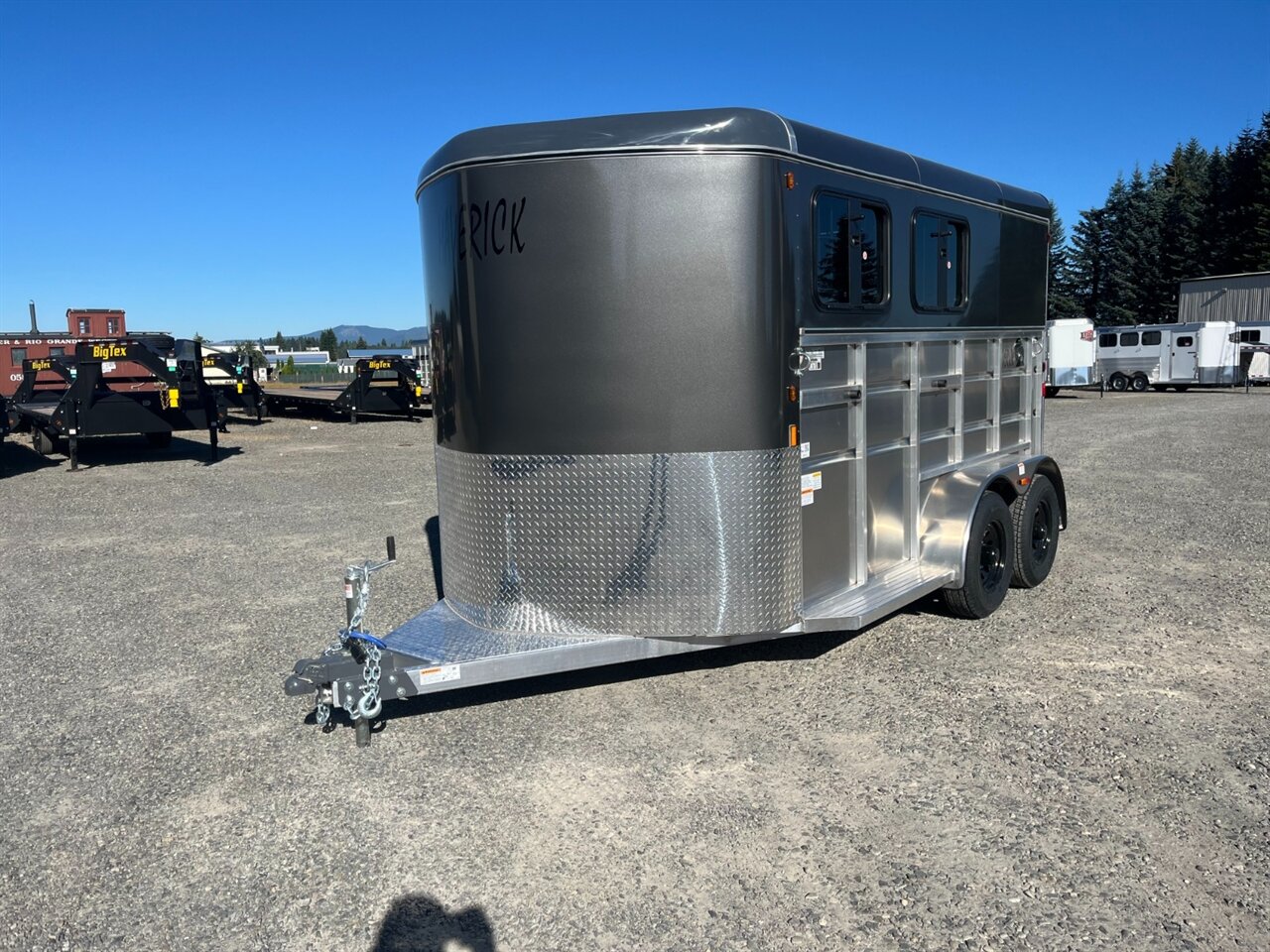 2027 C&amp;B Maverick Maverick 2-Horse Deluxe