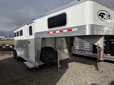 2027 4 Star Trailers 3-Horse Slant Gooseneck   - Photo 2 - Olympia, WA 98501