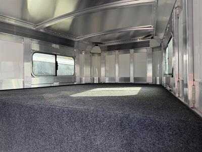 2027 4 Star Trailers 3-Horse Slant Gooseneck   - Photo 5 - Olympia, WA 98501