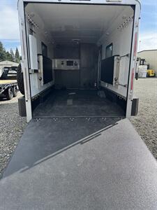 2026 Logan Coach Base Camp 17' Camp Trailer   - Photo 17 - Olympia, WA 98501