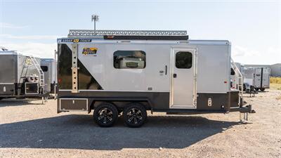 2026 Logan Coach Base Camp 17' Camp Trailer   - Photo 1 - Olympia, WA 98501