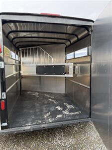 2026 Maverick Trailers 2-Horse High Side w/Full Rear Door   - Photo 5 - Olympia, WA 98501