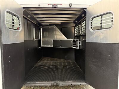 2026 LOGAN COACH BULLSEYE XL 2-HORSE BUMPER PULL - Photo 6 - Olympia, WA 98501