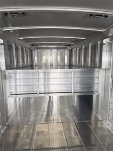 2027 4 Star Trailers 24' Show Cattle Trailer w/Ramps & Hydraulic Jack   - Photo 4 - Olympia, WA 98501