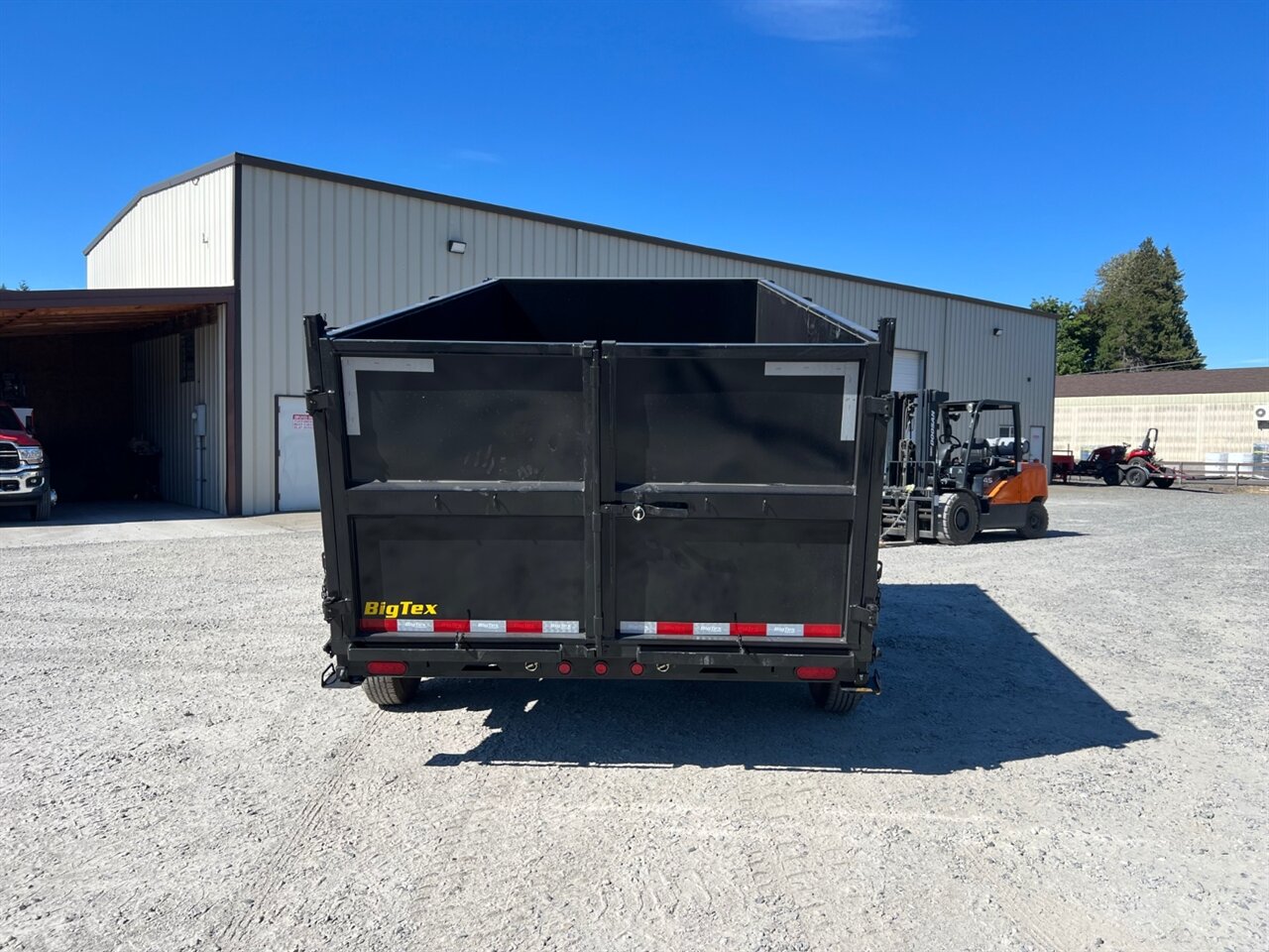 2026 Big Tex Trailers 14LX 14LX-14 7x14 14K Dump Trailer w/4' Sides   - Photo 4 - Olympia, WA 98501