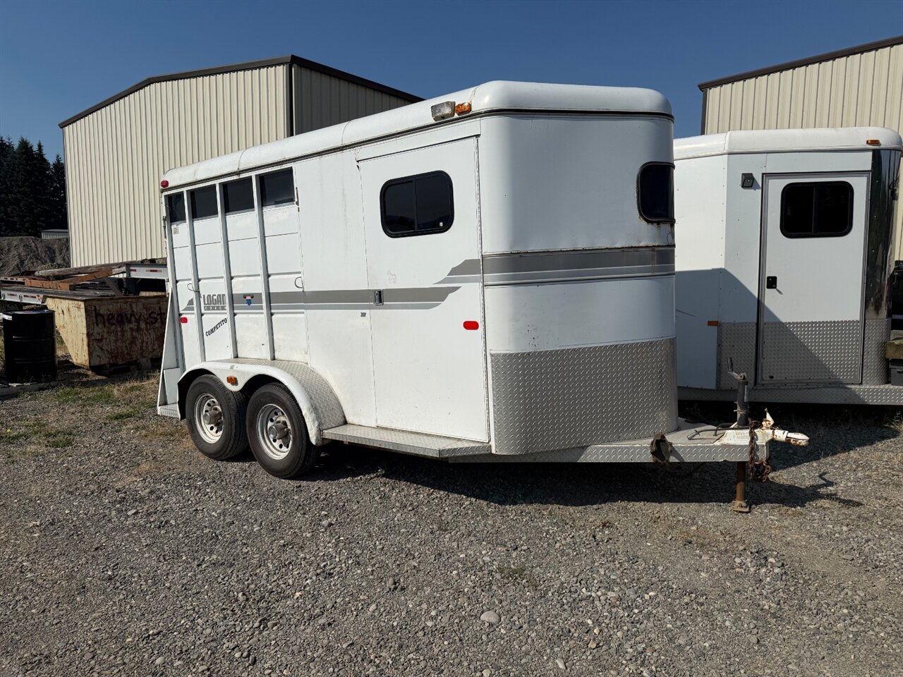 1997 Logan Coach Trailers 2 Horse Competitor