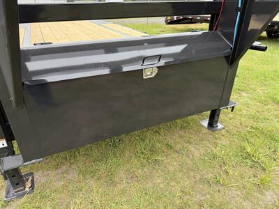2026 Big Tex Trailers 16GN-25D5A 20+5 GN Flatbed Trailer w/Mega Ramps - Photo 3 - Olympia, WA 98501