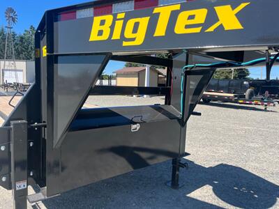 2026 Big Tex Trailers 16GN-25D5A 20+5 GN Flatbed Trailer w/Mega Ramps - Photo 3 - Olympia, WA 98501
