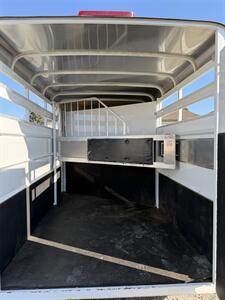 2017 Maverick Trailers Maverick 2-Horse - Photo 4 - Olympia, WA 98501