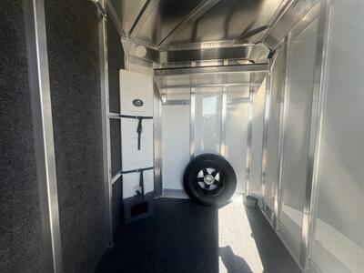 2026 4 Star Trailers Slant Load Bumper Pull 2-Horse 6'10 " Wide   - Photo 3 - Olympia, WA 98501