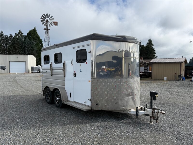 2018 Trails West Trailers Sierra II 2 Horse Bumper Pull  