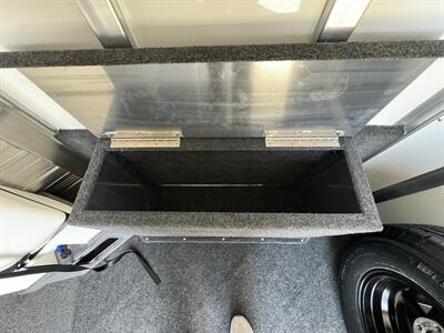 2026 4 Star Trailers Slant Load BP 2 Horse Trailer   - Photo 3 - Olympia, WA 98501