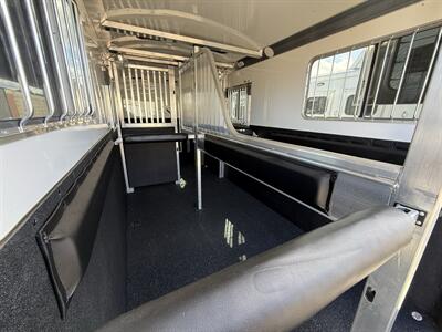 2025 4 Star Trailers 2+1 Warmblood Gooseneck   - Photo 11 - Olympia, WA 98501