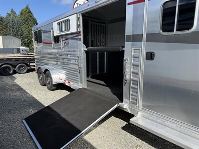 2025 4 Star Trailers 2+1 Warmblood Gooseneck   - Photo 5 - Olympia, WA 98501
