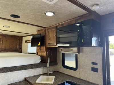 2025 Logan Coach 810 Bullseye 3H LQ W/ Collapsible Rear Tack   - Photo 14 - Olympia, WA 98501
