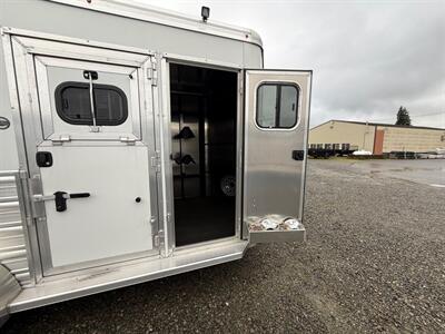 2025 LOGAN COACH BULLSEYE WARMBLOOD STRAIGHT LOAD BUMPER PULL - Photo 3 - Olympia, WA 98501