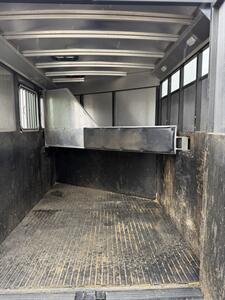 2023 Logan Coach Crossfire BP 2H Trailer - Photo 6 - Olympia, WA 98501