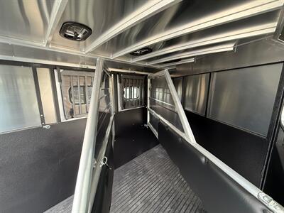 2026 Logan Coach Bullseye 3-Horse Bumper Pull w/Water Tank - Photo 7 - Olympia, WA 98501