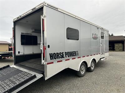 2020 Logan Coach Horsepower BP 29' Zbroz Trailer   - Photo 18 - Olympia, WA 98501