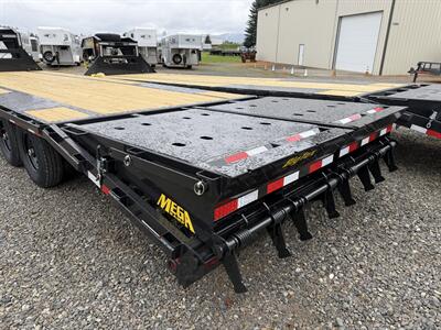 2026 Big Tex Trailers 14GN-30D5A 15.9K 25+5 Flatbed GN w/Mega Ramps   - Photo 3 - Olympia, WA 98501