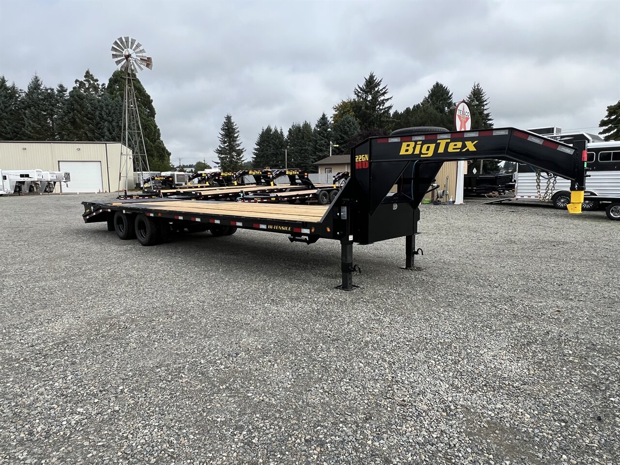 2026 Big Tex Trailers 22GN-30D5A 22K 25+5 Flatbed GN Trailer w/Mega Ramp   - Photo 4 - Olympia, WA 98501