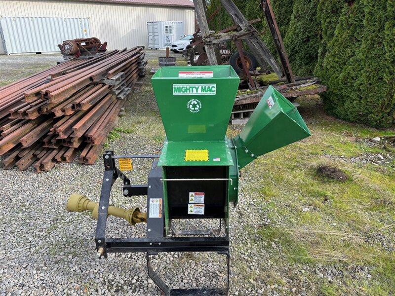 2024 MACKISSIC THP185 CHIPPER   SHREDDER  USED BUT VERY LITTLE   LIKE NEW