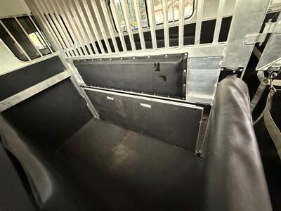 2024 Cimarron Trailers 4 Horse Head To Head   - Photo 10 - Olympia, WA 98501