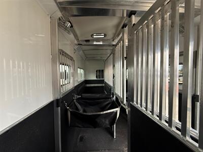 2024 Cimarron Trailers 4 Horse Head To Head   - Photo 8 - Olympia, WA 98501