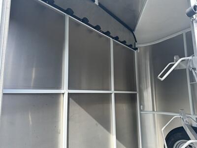 2025 Maverick Trailers HS Steel 3 Horse 17' Horse Trailer   - Photo 15 - Olympia, WA 98501