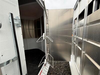 2026 Maverick Trailers Maverick 13' 2-Horse Trailer - Photo 2 - Olympia, WA 98501