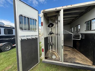2015 Kiefer 3-Horse w/9’ Living Quarters - Photo 11 - Olympia, WA 98501