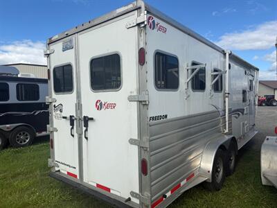 2015 Kiefer 3-Horse w/9’ Living Quarters - Photo 7 - Olympia, WA 98501