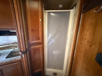 2015 Kiefer 3-Horse w/9’ Living Quarters - Photo 6 - Olympia, WA 98501