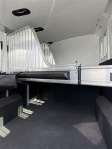 2027 4 Star Trailers 3-Horse Deluxe Gooseneck 8' Wide   - Photo 14 - Olympia, WA 98501