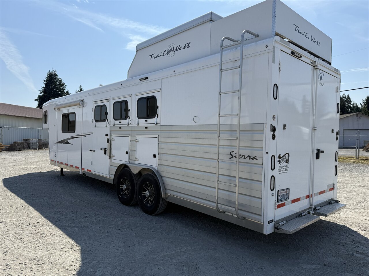 Trailer Photo 18
